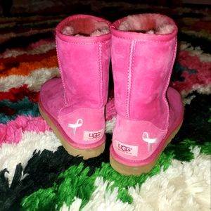 UGG boots size 7 raspberry suede